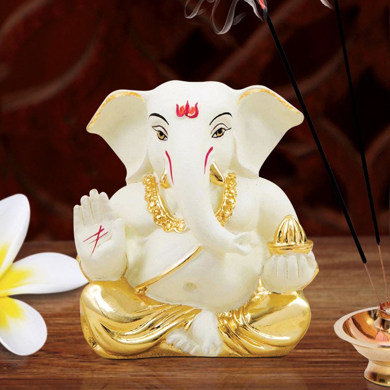 Gold/Silver Plated Ganesha Ceramic Ganesha Idol for Car Dashboard I Ganesha Idol (Gold) Home Decor Showpiece and Gifts by HomeDecorKart and Karigaari India