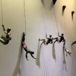 Modern Resin Wall Climber Sculpture Set - Karigaari India Aesthetic Home Decor