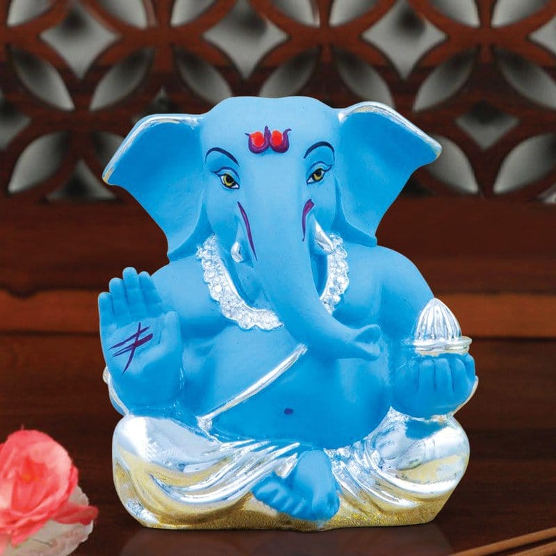 Artistic Stylish Ceramic Silver Plated Ganesha For Car Dashboard Modern Ornament 1 Ceramic Silver Plated Ganesha for Car Dashboard - Karigaari India Aesthetic Home Decor