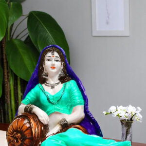 Tranquil Seated Charm: Karigaari Resin Lady in Repose - Peaceful Home Decor - Karigaari India Aesthetic Home Decor