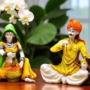 Indian Village Couple Grinding and  taking hookah - Karigaari India Aesthetic Home Decor