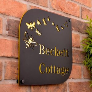 Durable Beautiful Wooden Name Plate for Office Personalized - Karigaari India Aesthetic Home Decor